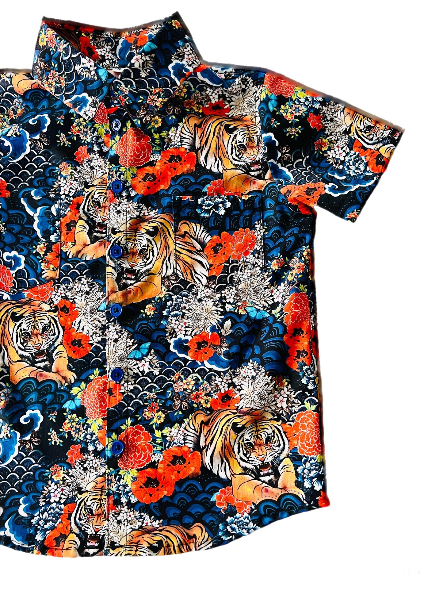 Tiger, Flowers and the Ocean Breeze Button Down Short Sleeve Collared Shirt