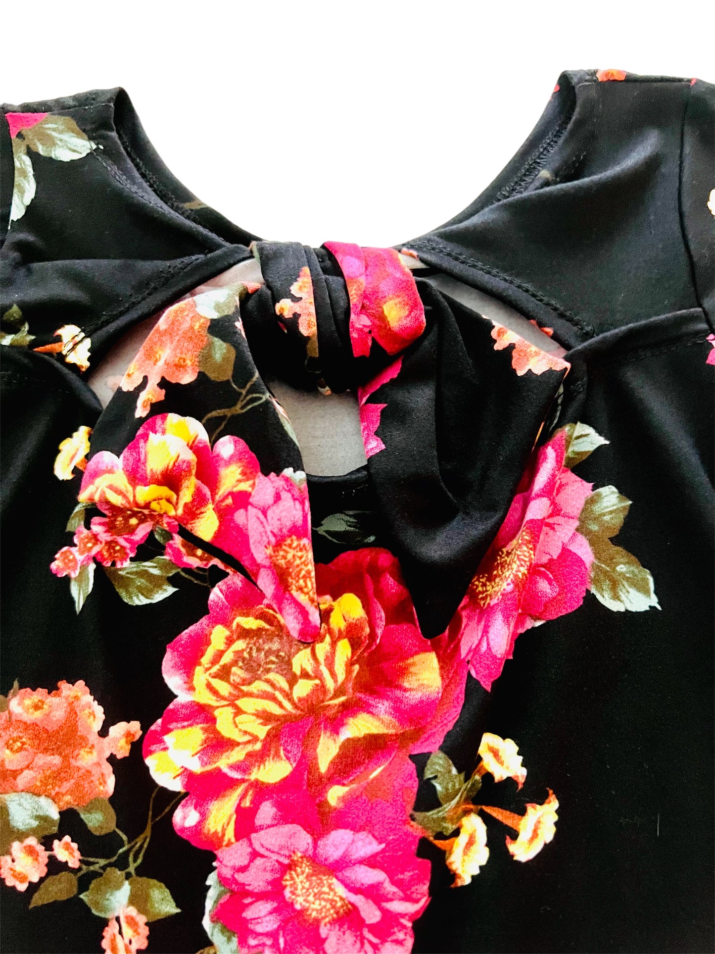 Springtime Now Girls Blouse With Open Back