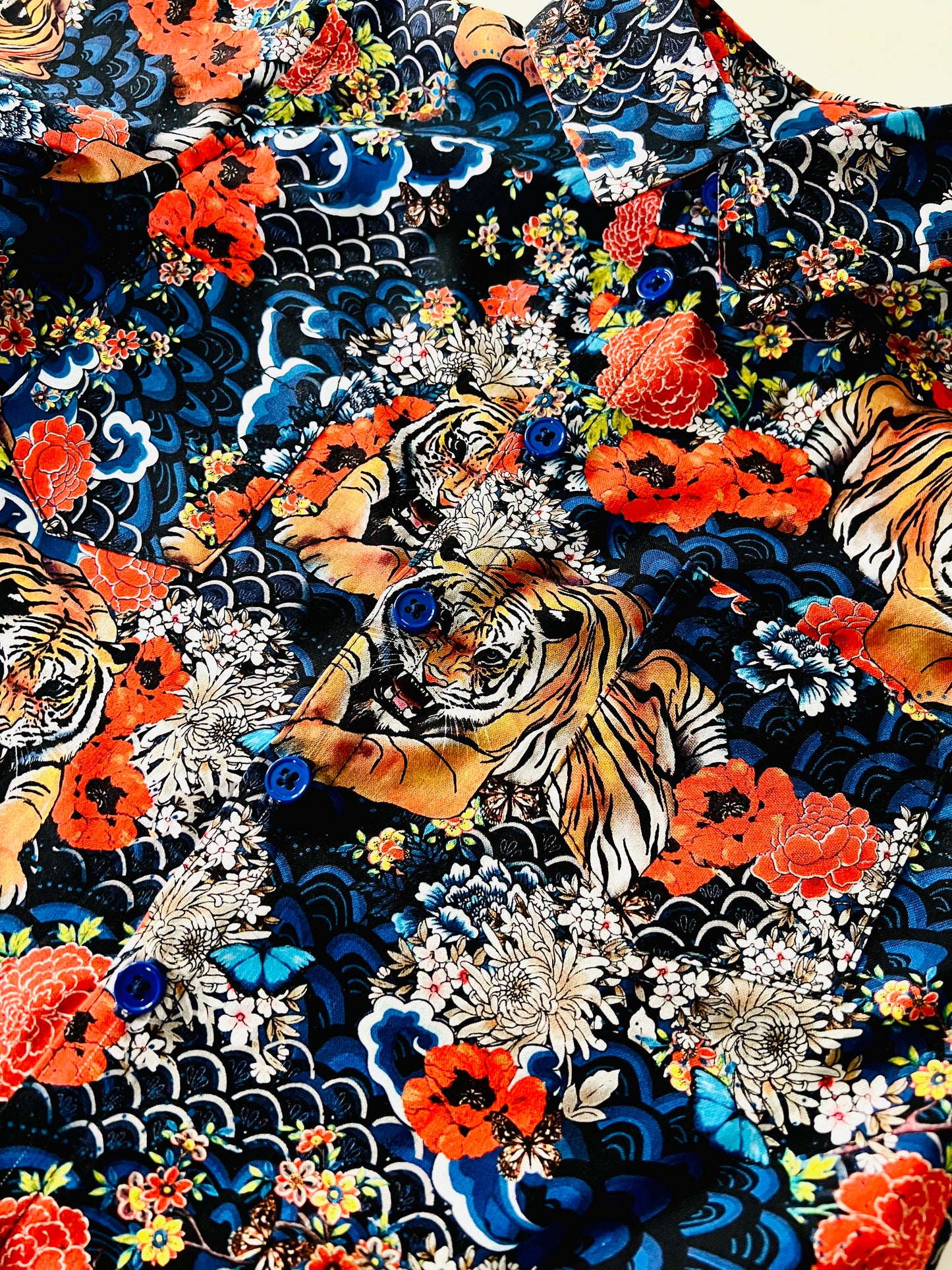 Tiger, Flowers and the Ocean Breeze Button Down Short Sleeve Collared Shirt